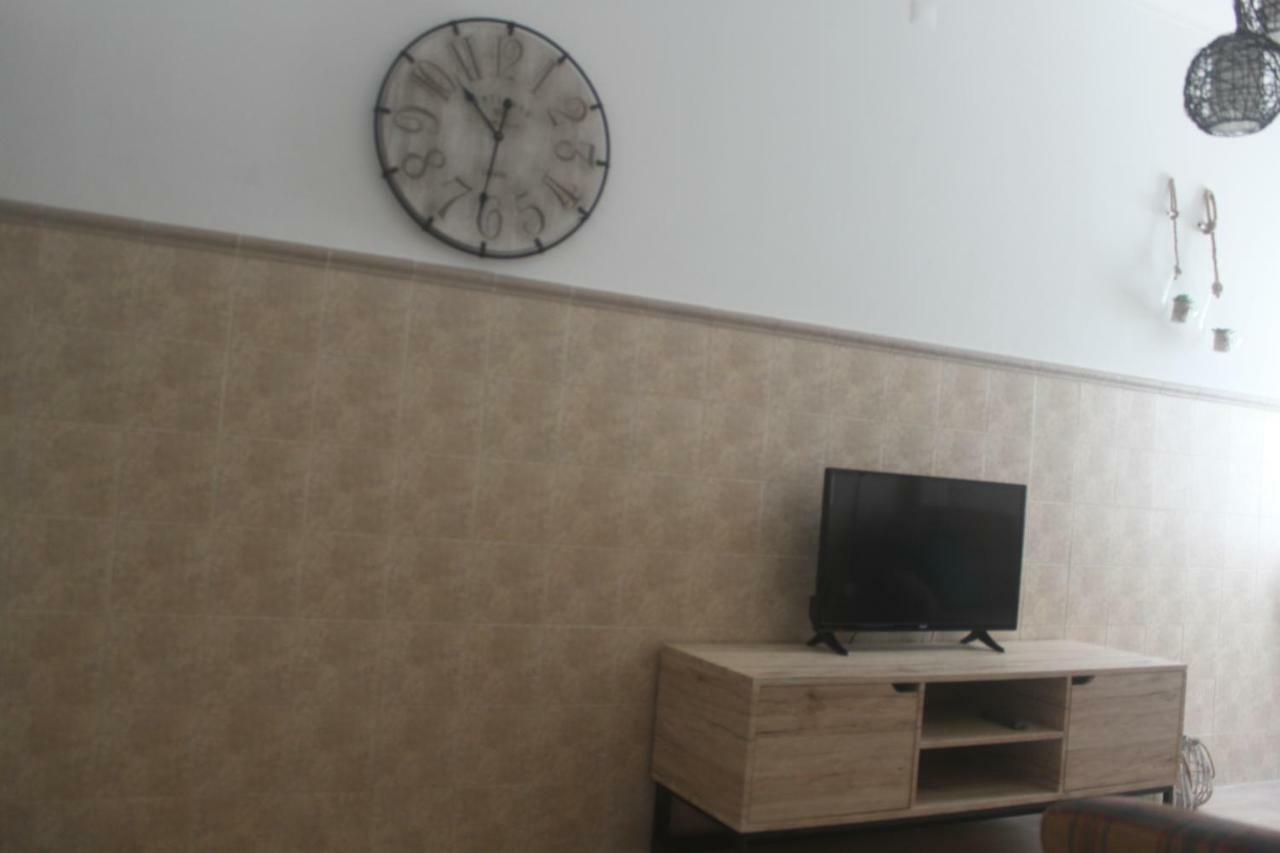 Apartment Isaura Henriques Peniche